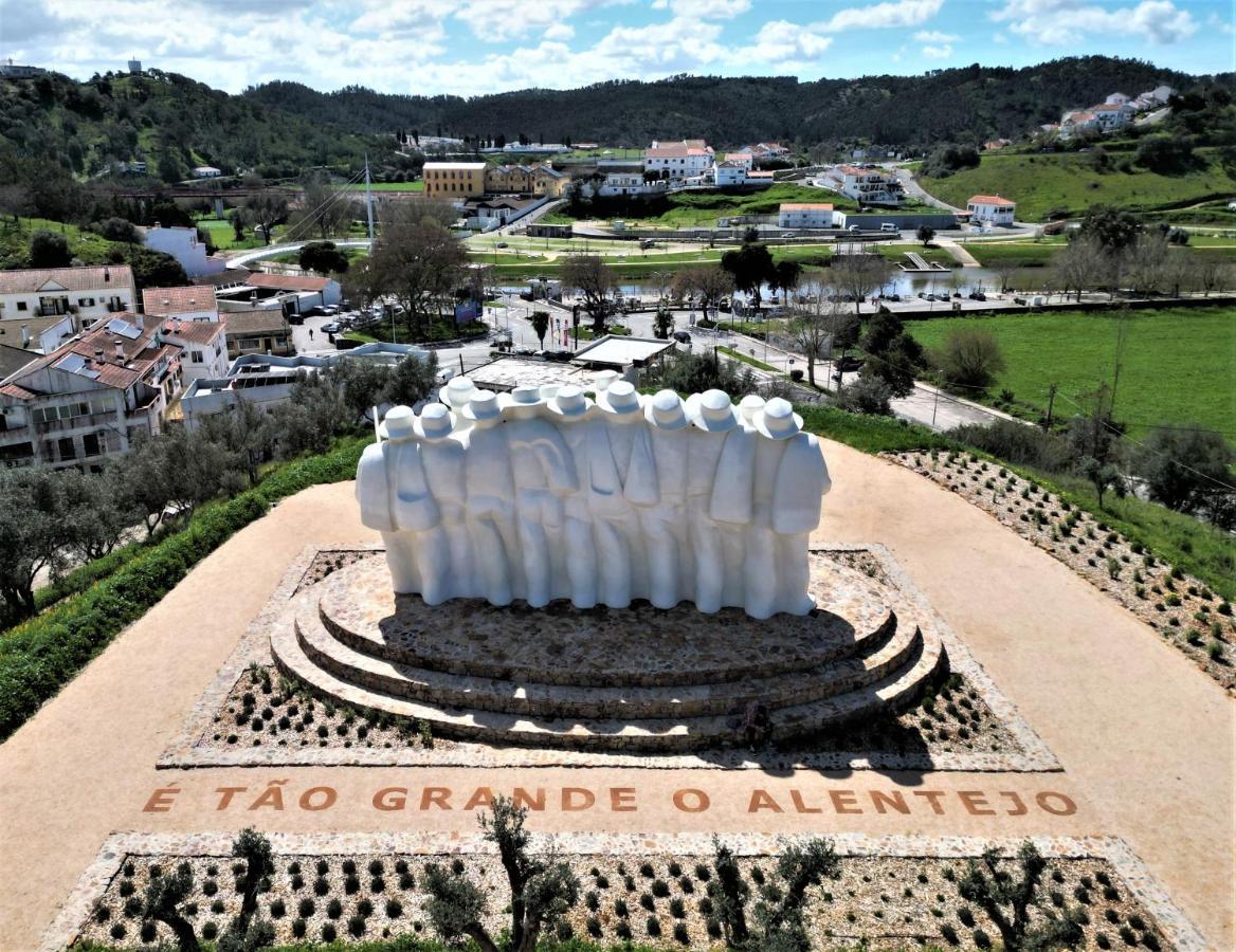 Gasthaus Monte Da Choca São Teotónio Exterior foto
